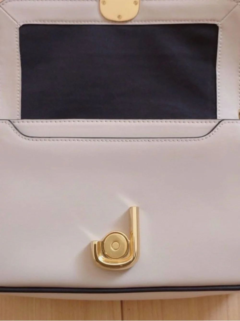Marc Jacobs Black and Cream Crossbody Bag with Gold Chain and Detachable Strap